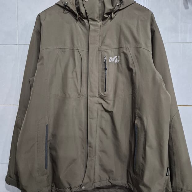 밀레의 고어텍스 자켓