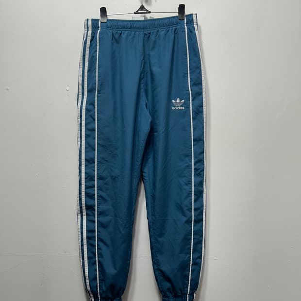 아디다스 스카이블루 트랙팬츠 바지 M 
