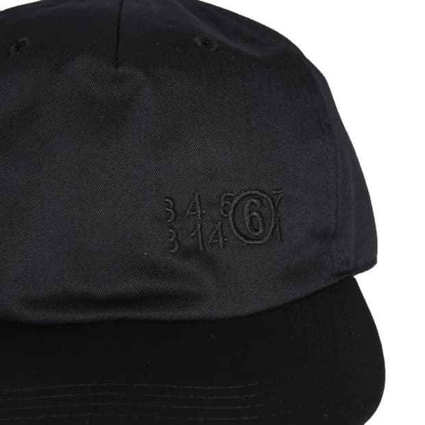 메종 마르지엘라(MM6) 스냅백 블랙 OS