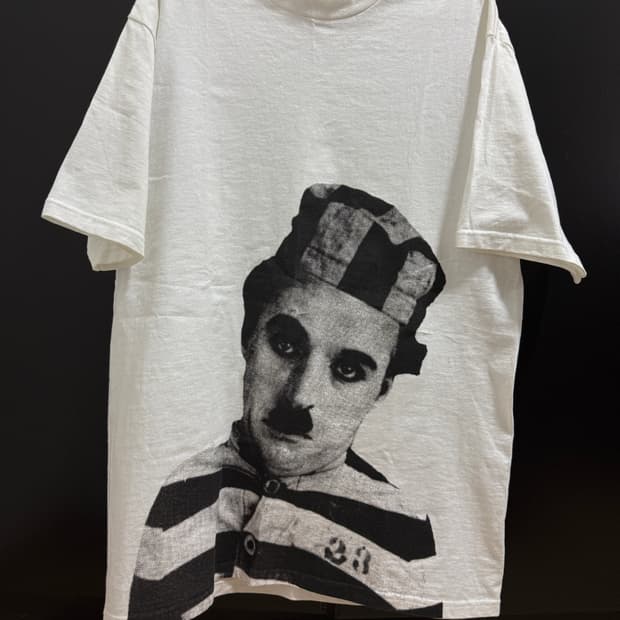 ss03 OLD SUPREME 찰리채플린 화이트 L size
