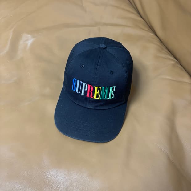 슈프림 6패널 볼캡 모자 멀티 컬러 로고 워시드 블랙