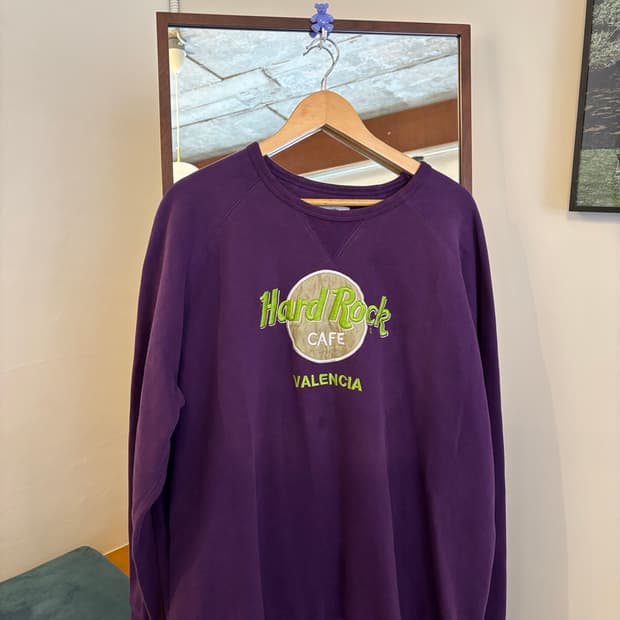 하드락카페 발렌시아 보라색 맨투맨