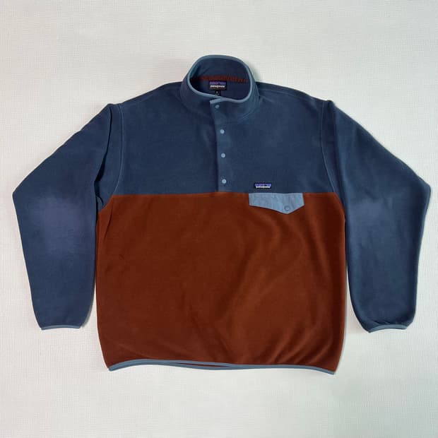 파타고니아 신칠라 폭스 레드