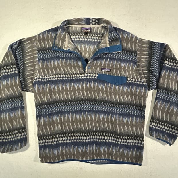 12FW 파타고니아 신칠라 스냅-T 블루/그레이 아즈텍 패턴