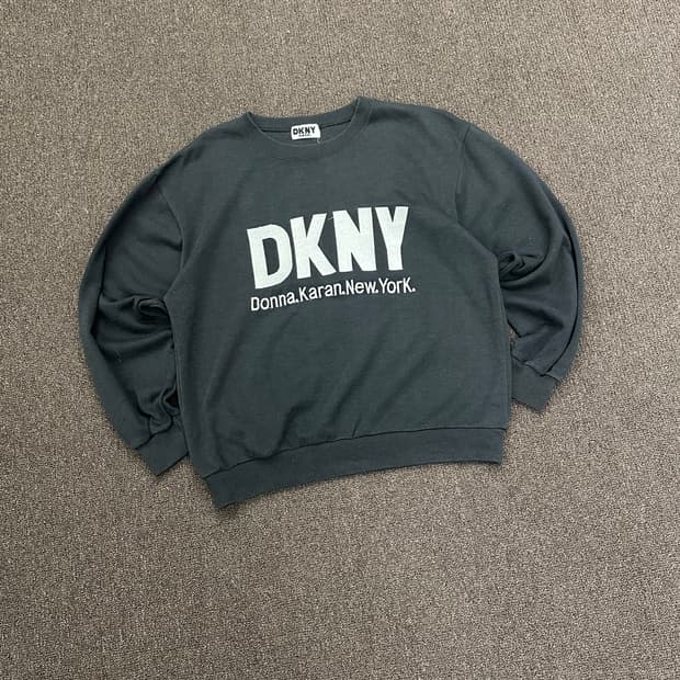 OS)DKNY vintage 빅로고 자수 블랙 스웻셔츠