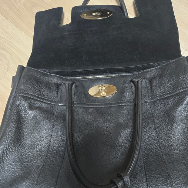 멀버리 베이스 워터