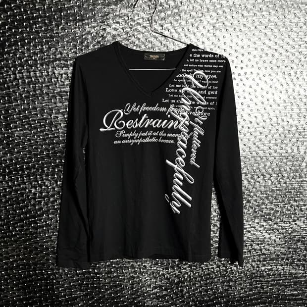 Trenza 브이넥 맨투맨