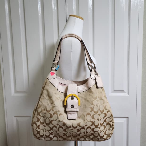 상태굿굿) 코치 버클 호보백