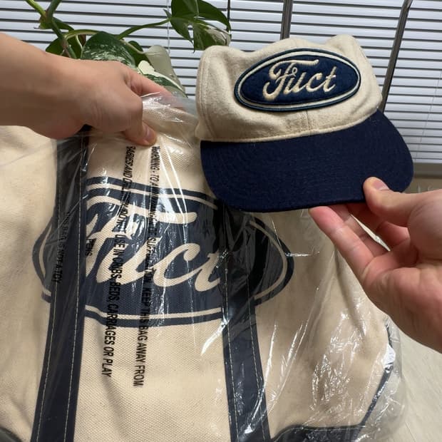 FUCT 퍽트 빅로고 토트백 데스스탁 