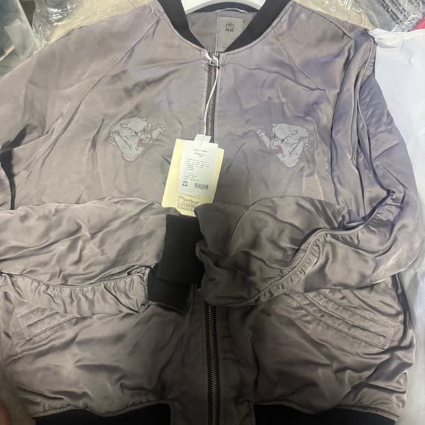 4사이즈 폴리테루 핫스터프 레이온 수베니어 자켓 라벤더