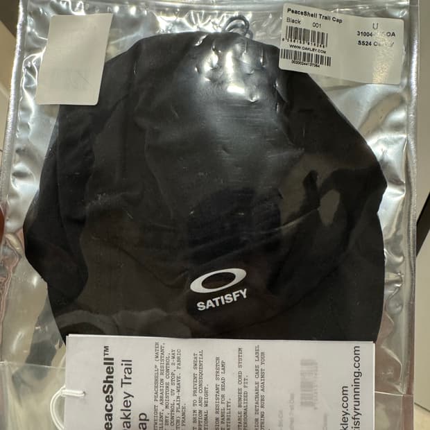 새티스파이 오클리 피스쉘 트레일 볼캡