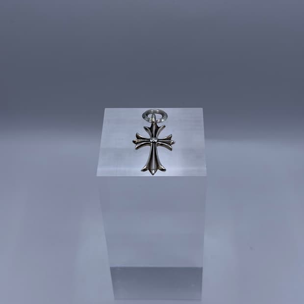 크롬하츠 목걸이 판매합니다. [ 크롬하츠 타이니 크로스 펜던트 ]