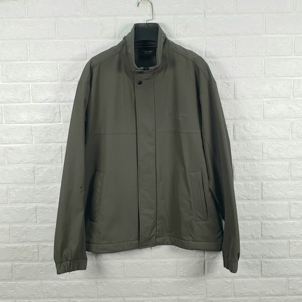 [105]캘빈클라인 약기모 퍼포먼스 자켓