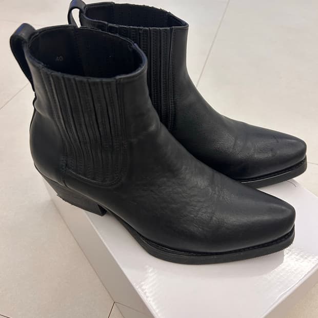 아워레가시 쿠반부츠 40