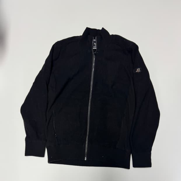 여성 장미쉘바스키아 충전제 골찌 니트 집업 M 블랙