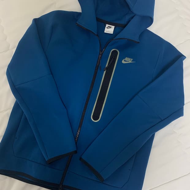 나이키 테크팩 개희귀