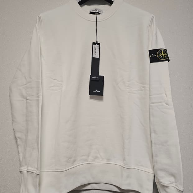 스톤아일랜드 맨투맨 (새 상품)