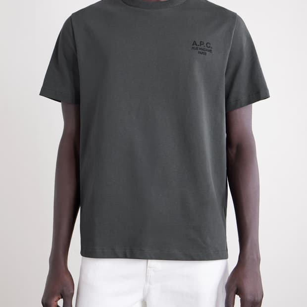 APC 아페쎄 자수로고 반팔