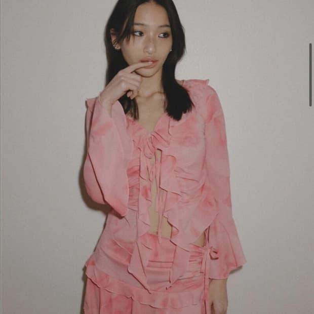 익스파이어드걸 로젤 블라우스 셋업