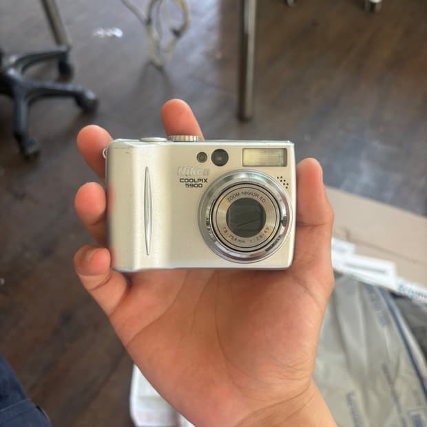 니콘 쿨픽스 5900 디지털카메라
