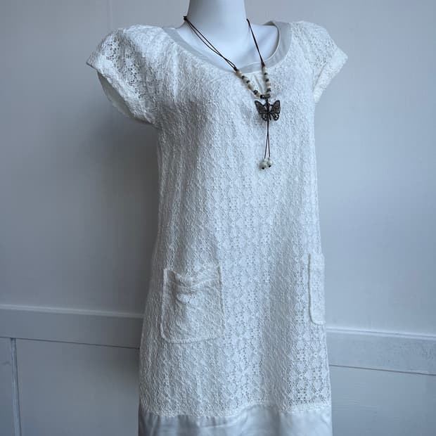 레이스 새틴 포켓 라글란 탑