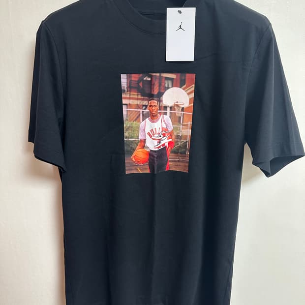조던 블랙 반팔 티셔츠 새제품