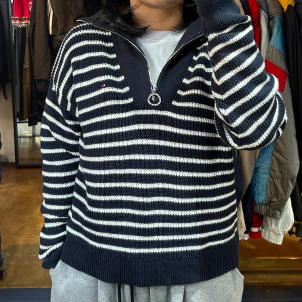 타미힐피거 네이비 반집업 단가라 니트