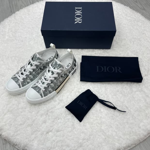 새상품) 디올 오블리크 B23 로우 스니커즈 42 사이즈🤍