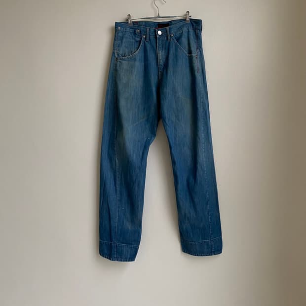 🌊Levis engineered jeans(32)