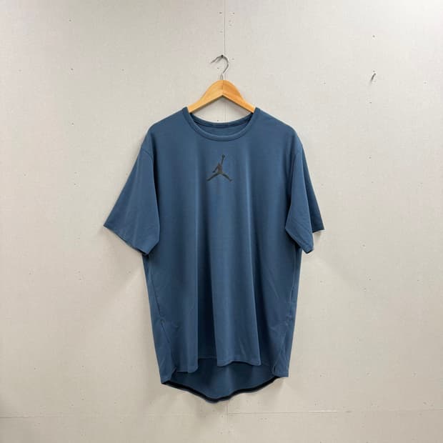 남성 110 / 나이키 조던 루즈핏 반팔티