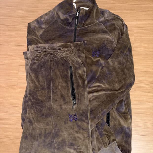 니들스 벨벳 벨루어 타이다이 셋업 L