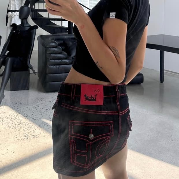 Toh 체리 스티치 로우라이즈 미니스커트