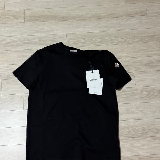 [New] 몽클레어 small logo t-shirts