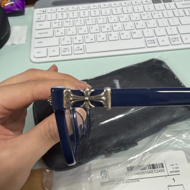 크롬하츠 안경 콕스어커 피콕블루