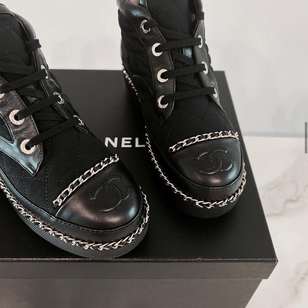 샤넬 시어링 부츠