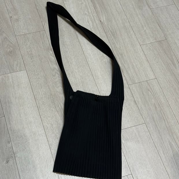 옴므플리세 포켓백