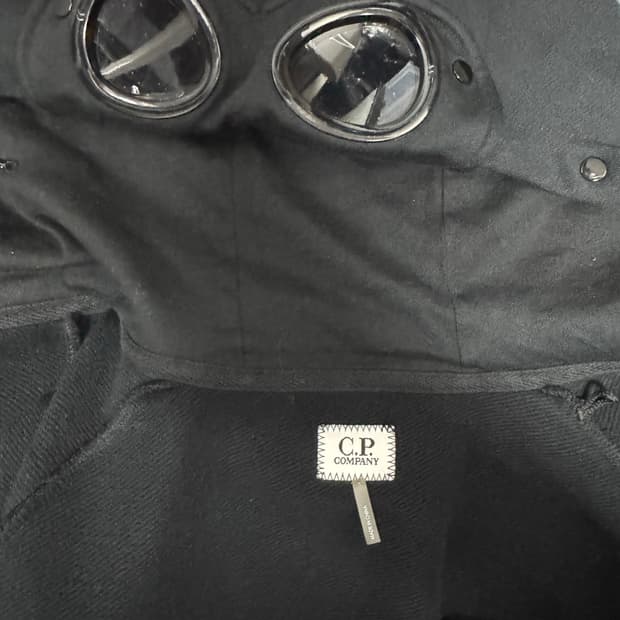 Cp 컴퍼니 후드 xl 블랙