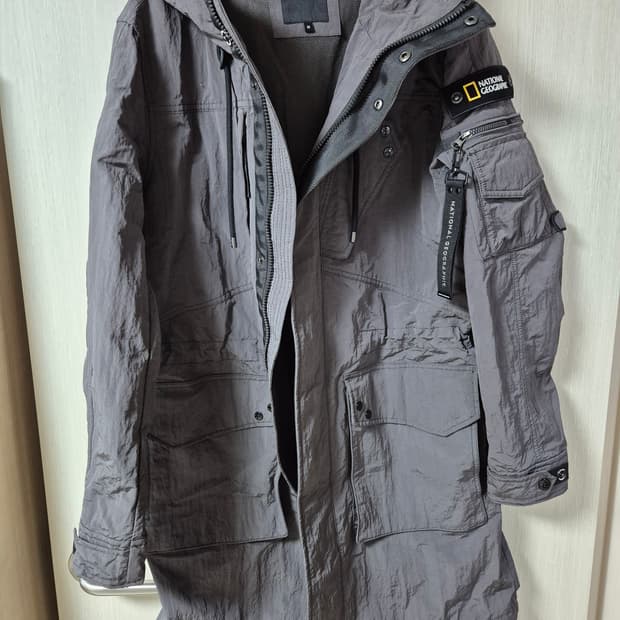 내셔널지오그래픽 페루스 피쉬테일 롱점퍼 춘추  야상 M