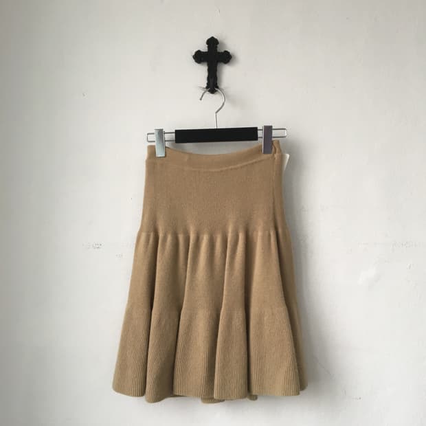 Knit skirt