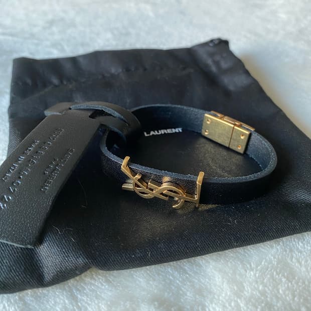 정품 생로랑팔찌 [새상품][무배]