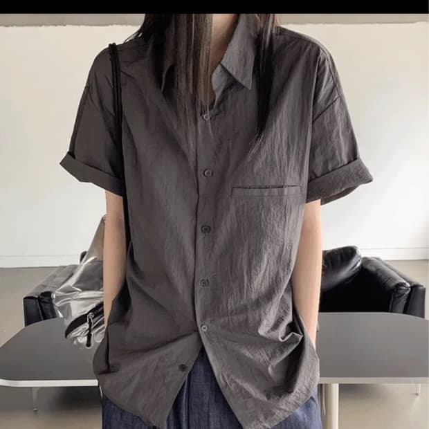 원더원더 나일론 오버핏 반팔 셔츠(검정/회색)