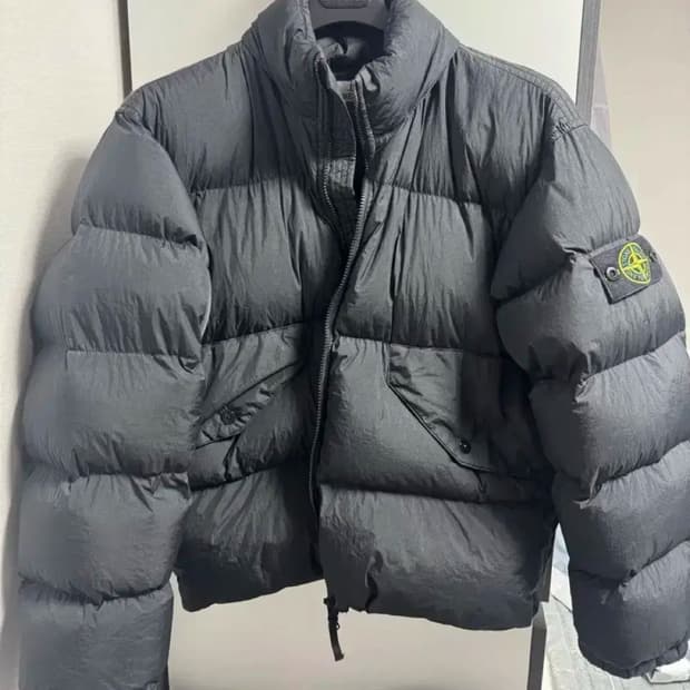 [L] 23fw 스톤아일랜드 크링클랩스 논후드 패딩 블랙