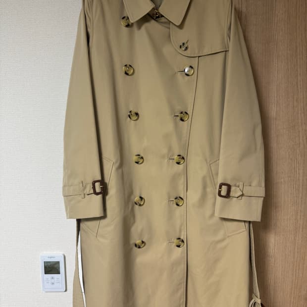 버버리 켄싱턴 트렌치코트 허니 40사이즈