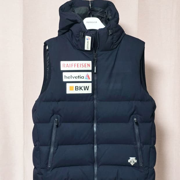 데상트 아우디 패딩/남100