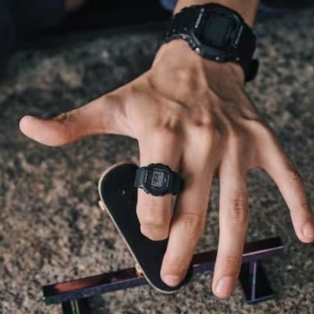 카시오 지샥 나노 DWN-5600-1