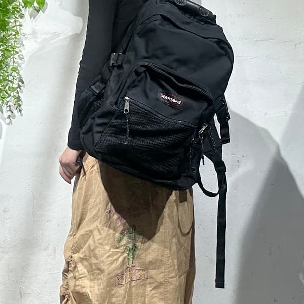 이스트팩 블랙 백팩 가방