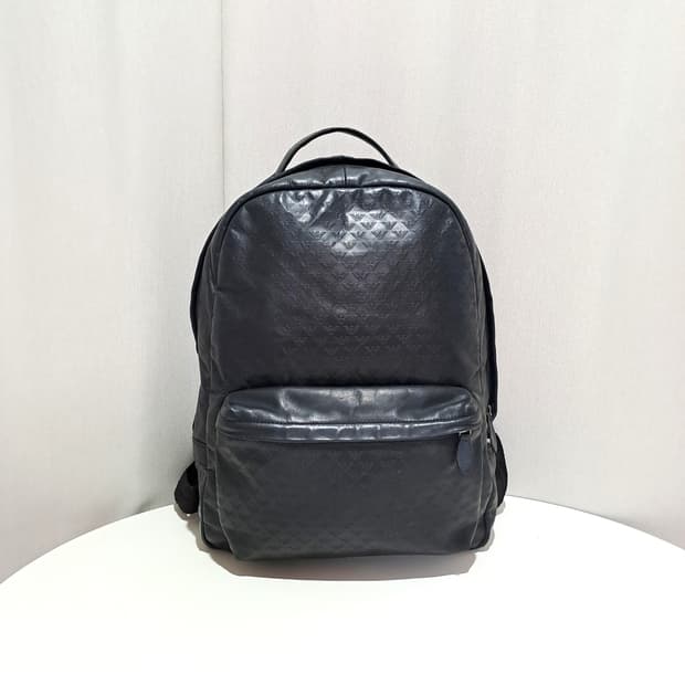 (택포) 엠포리오아르마니 소가죽 백팩 C58