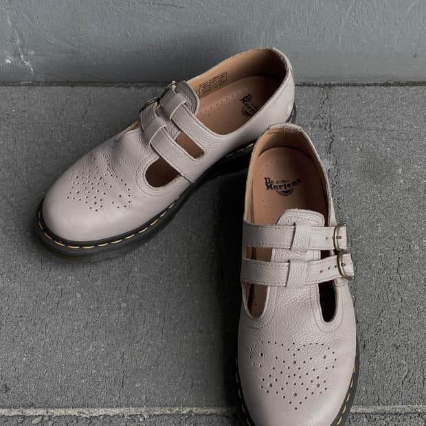 닥터마틴 메리제인 8065 버지니아 빈티지 토프 260