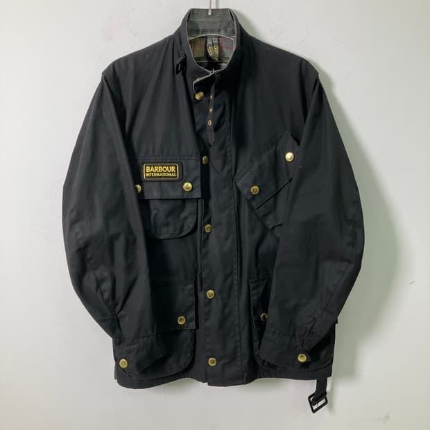 바버 인터내셔널 오리지널 블랙 왁스 자켓 34