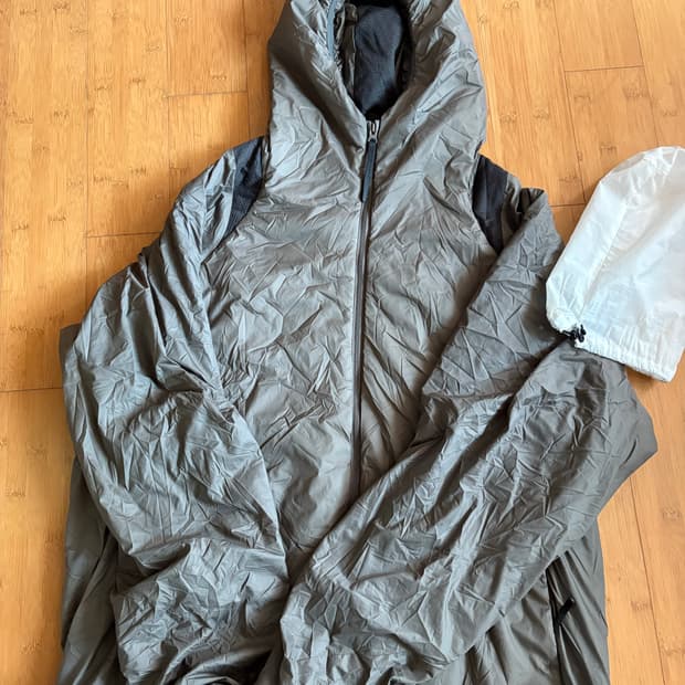 Goldwin 0 zoned insulation parka 5 